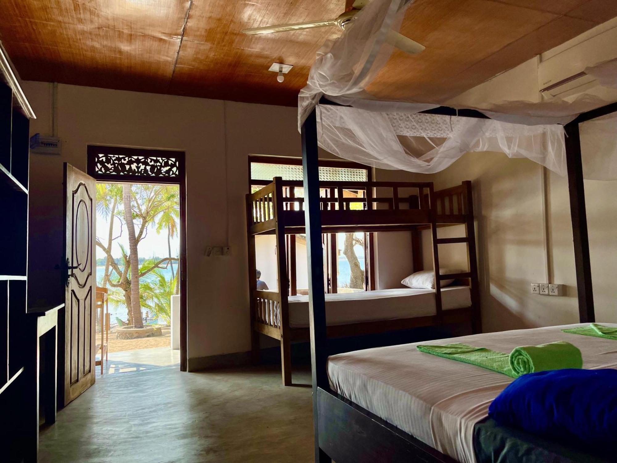 Albergue Coconut Hill Arugam Bay Exterior foto
