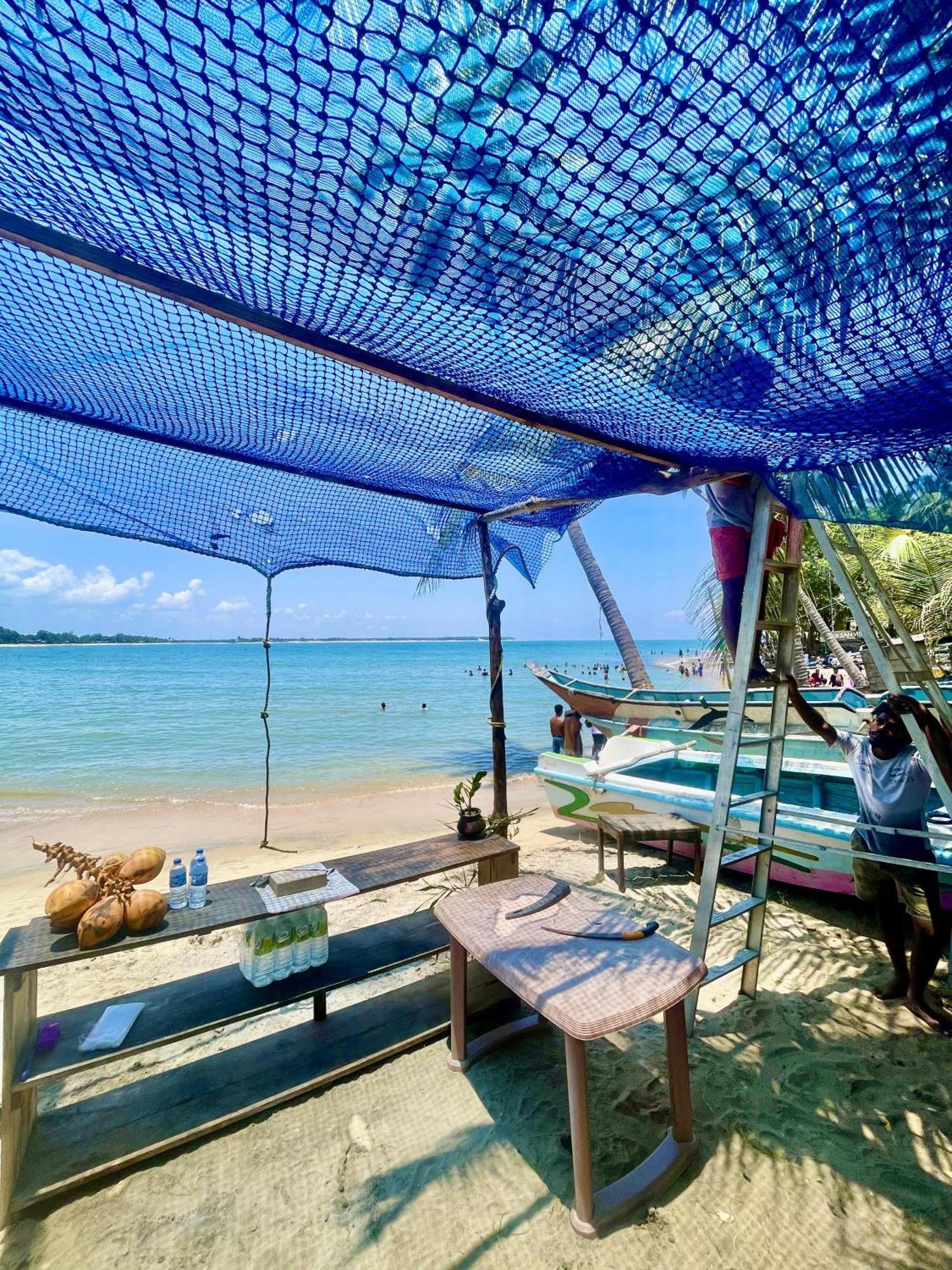 Albergue Coconut Hill Arugam Bay Exterior foto
